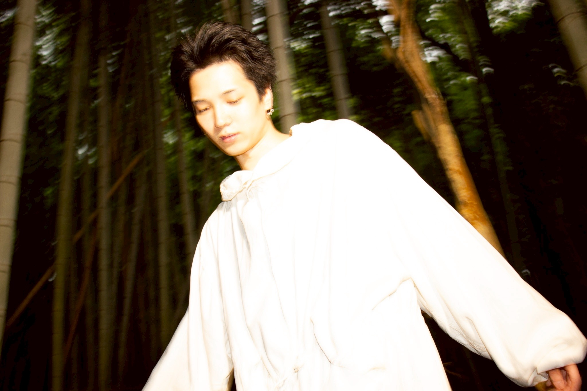 Nomulima artist photo in bamboo forest